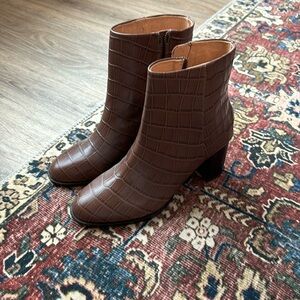 NWOT Madewell Croc Embossed Boot